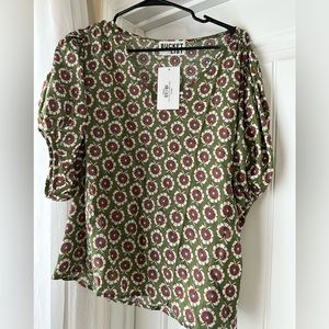 Floral Top- Never worn